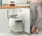 سلة نفايات Steely