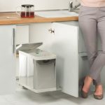 سلة نفايات Steely